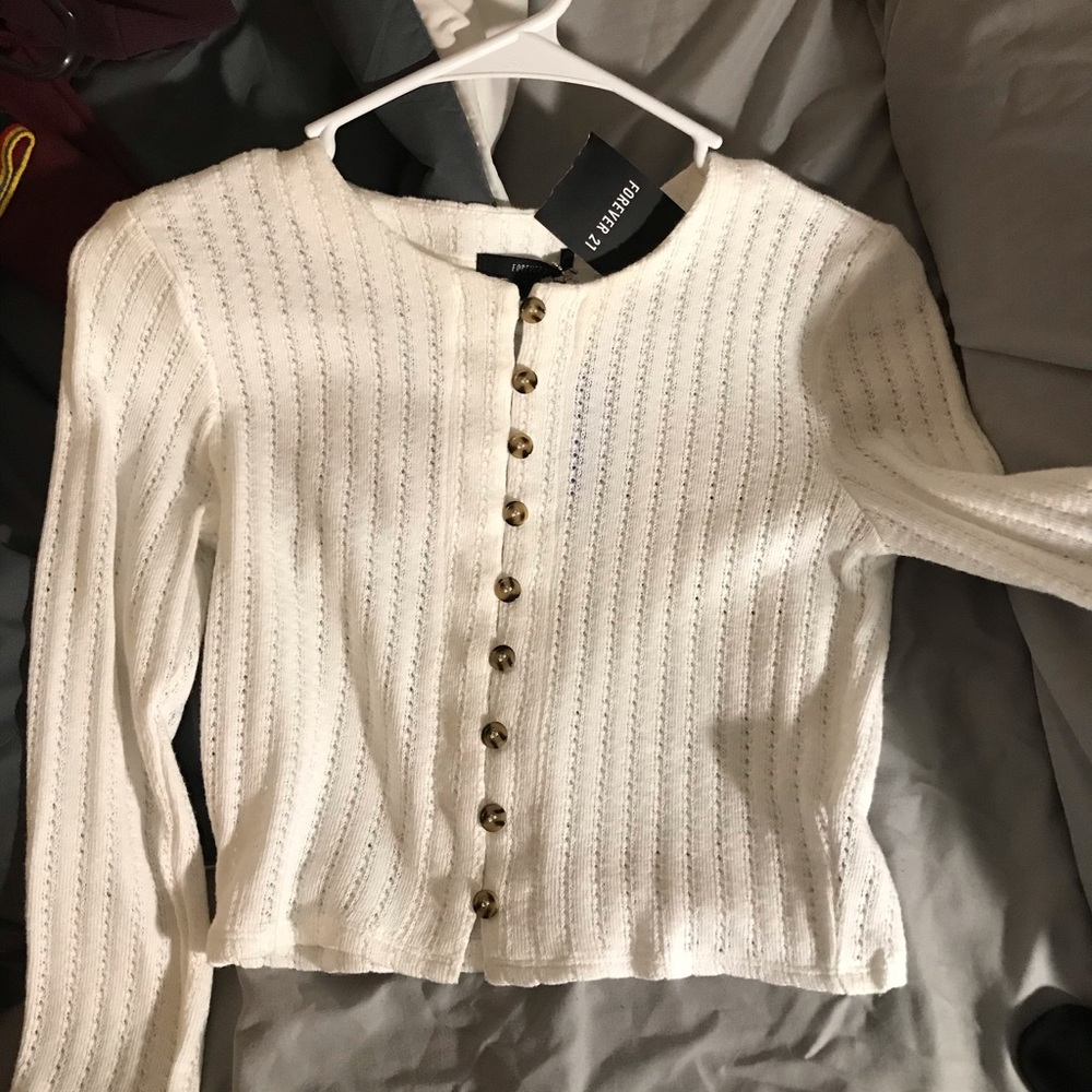 long sleeve crop top